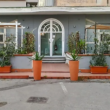 Dedalo Konukevi Pompei